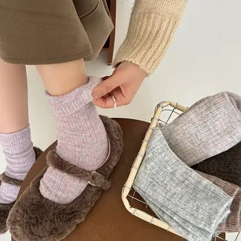 1Pair плътен цвят зимни чорапи нови дебели антихлъзгащи вълнени чорапи топли термични средни чорапи жени