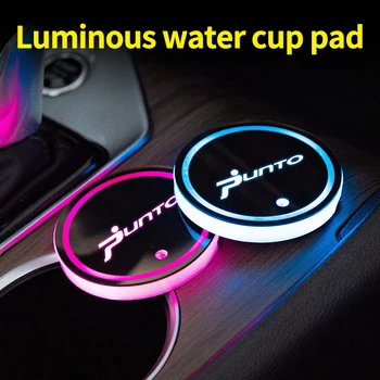 Led Car Water Cup Mat Държач за напитки за емблемата на Fiat Punto Auto Интериорни декоративни атмосферни светлини