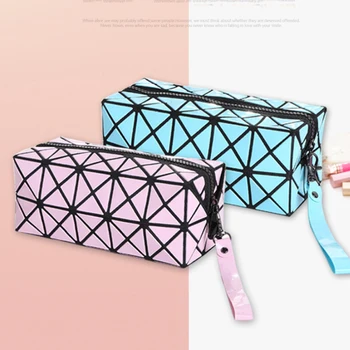 Модерна геометрична козметична чанта Осмоъгълна чанта за грим Преносими чанти Творчески сгъваеми диамантени решетки за грим