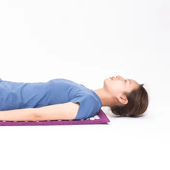 65 * 40cm акупресура мат масажор облекчаване на тялото стрес болка мат естествен облекчение стрес тяло масаж възглавница